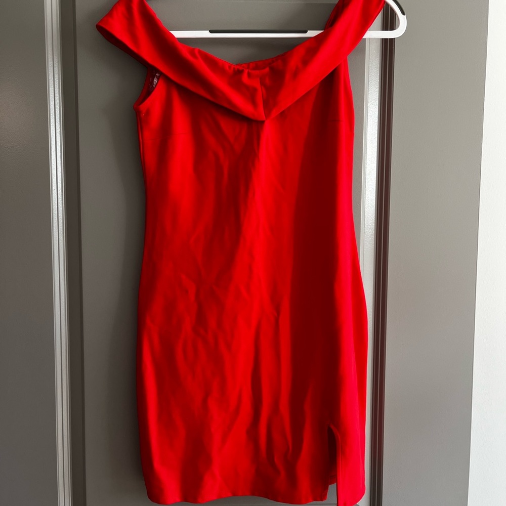 Wild Fable - M - Red - Off the Shoulder Mini Dress (Only Worn Once!)